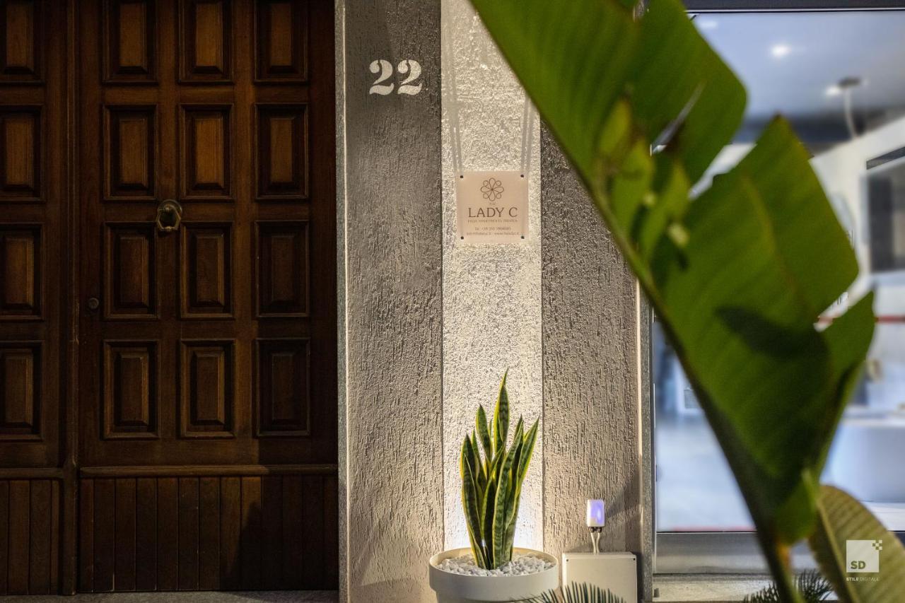 The Lady C - High Apartments تروبيا المظهر الخارجي الصورة